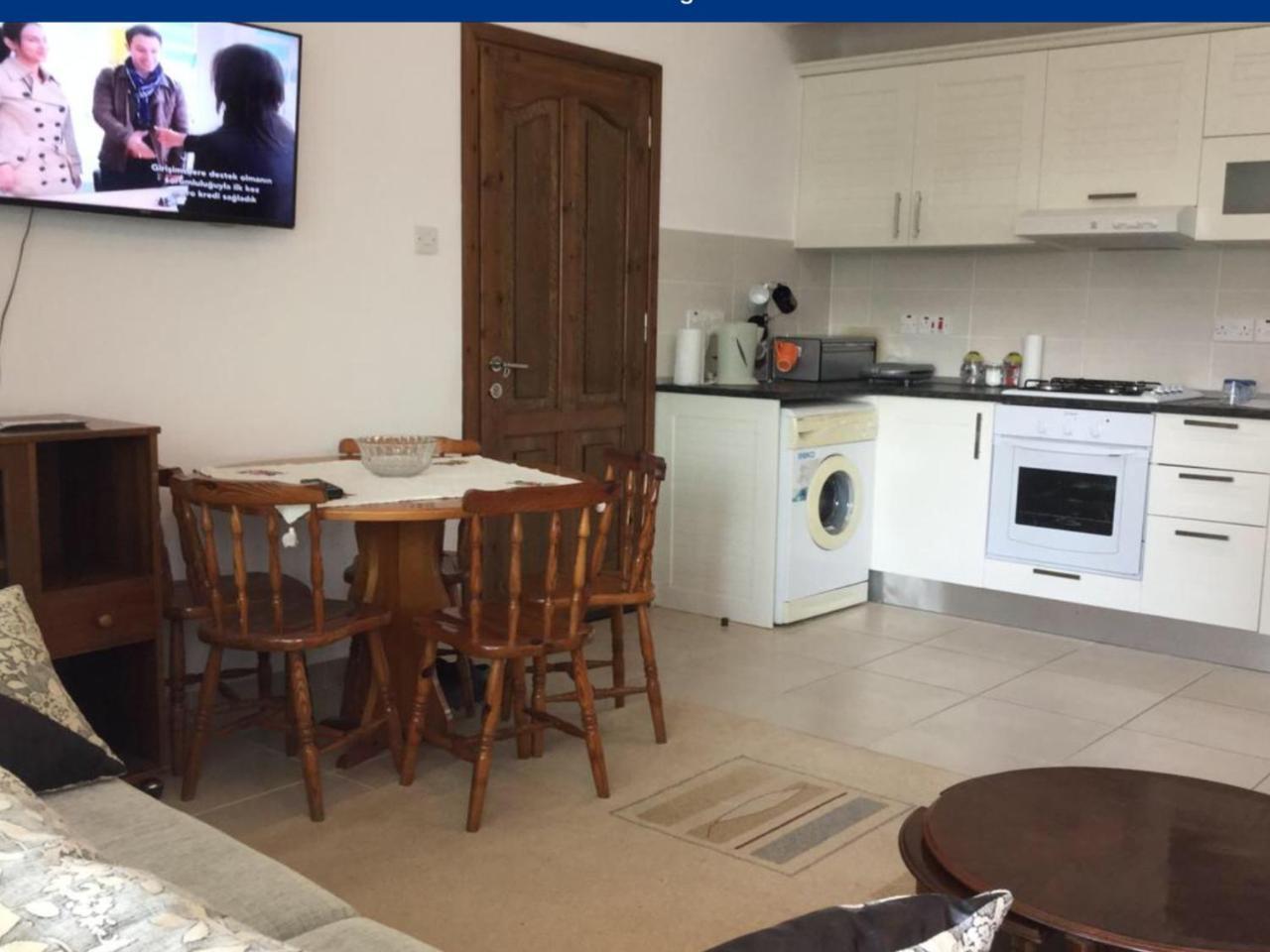 Aphrodite Beachfront Apartment Gaziveren Dış mekan fotoğraf