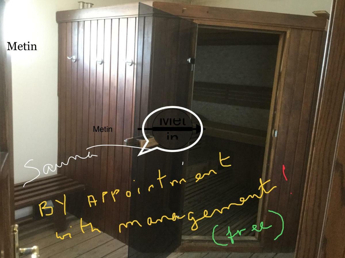 Aphrodite Beachfront Apartment Gaziveren Dış mekan fotoğraf